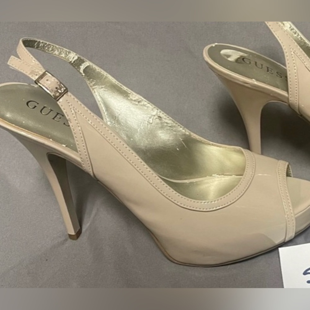 Guess Brand Pumps